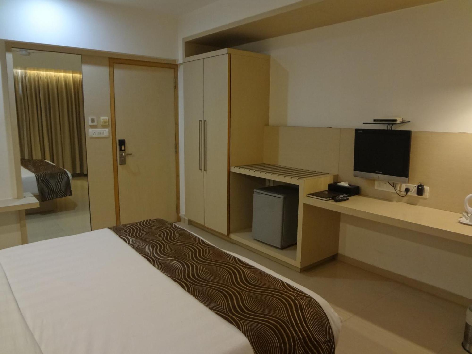 The Oriental Residency Hotel Mumbai Luaran gambar