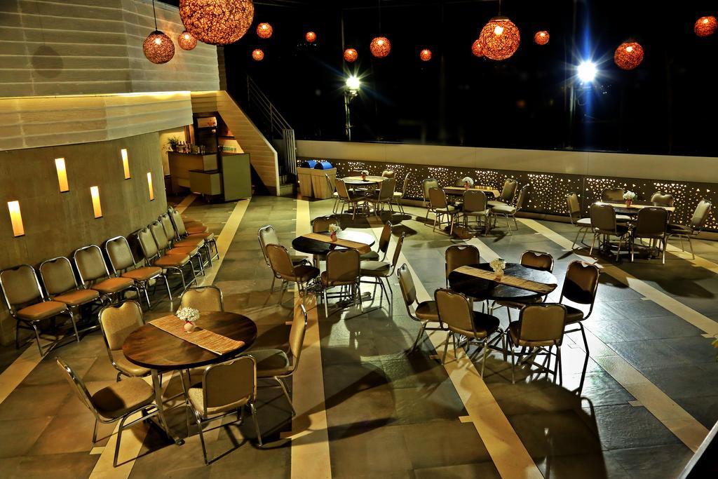 The Oriental Residency Hotel Mumbai Luaran gambar