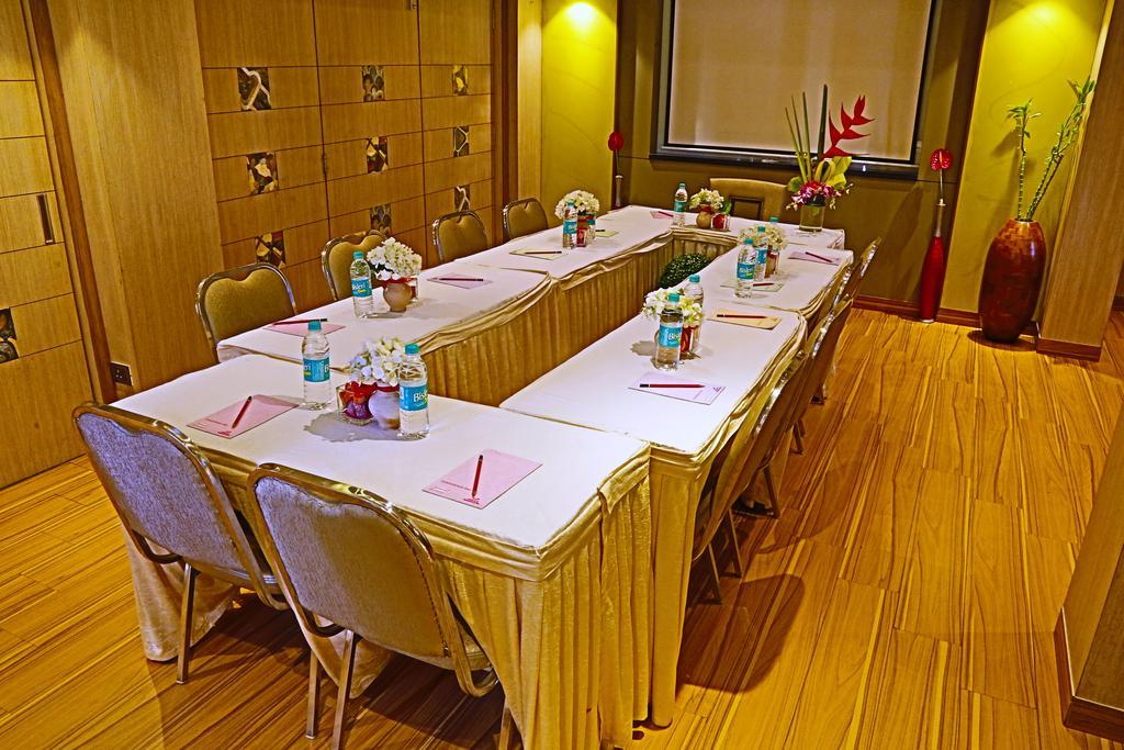 The Oriental Residency Hotel Mumbai Luaran gambar